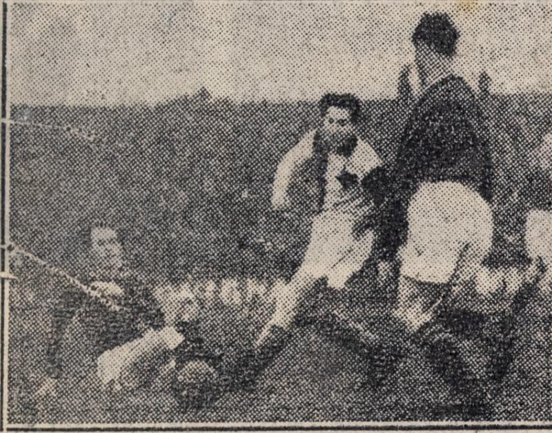SK Slavia Praha vyřídila AC Spartu 7- 0. (Prosinec 1941)